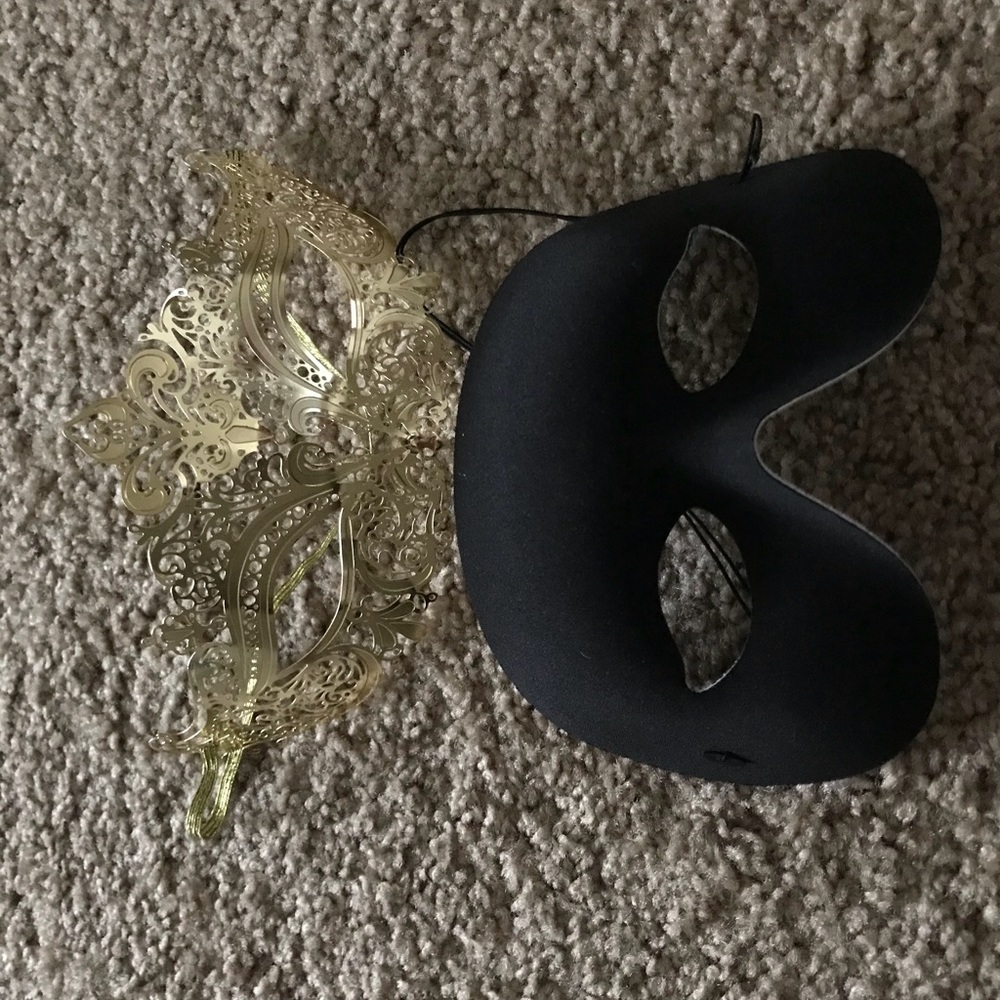 Masquerade mask!